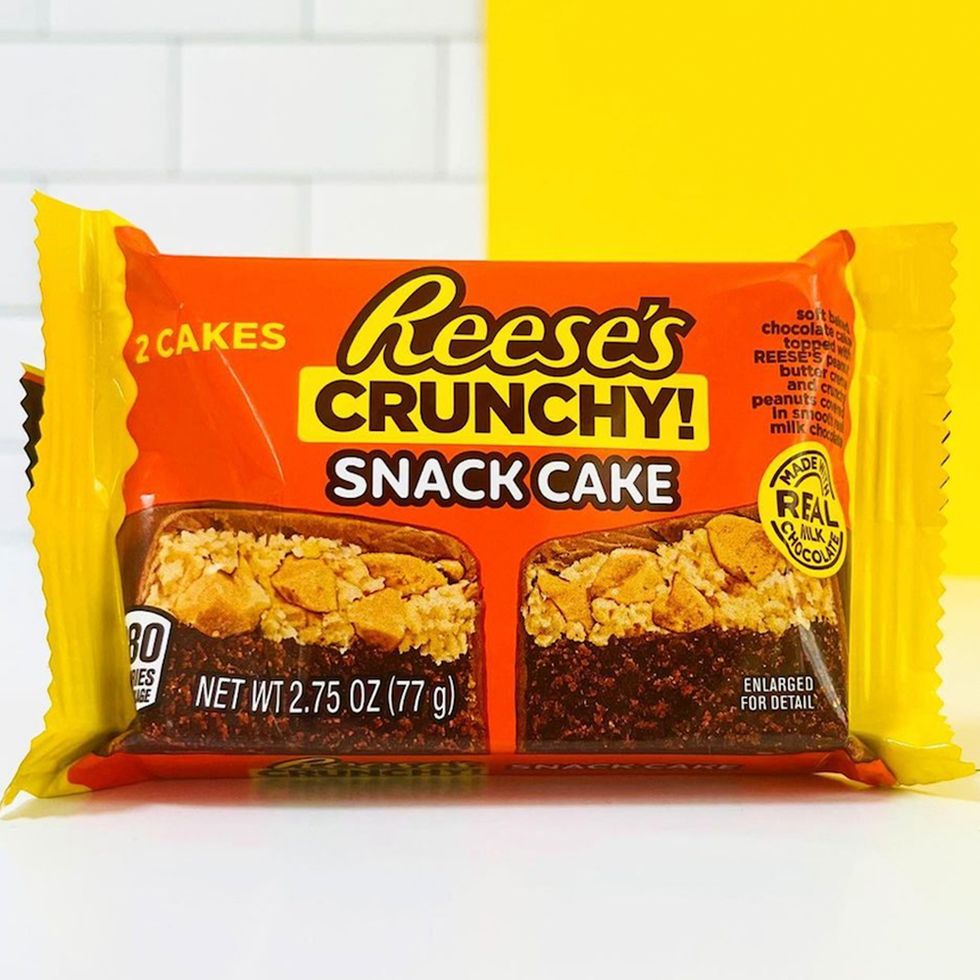 Reese's Crunchy Snack Cake