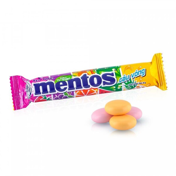 Mentos Rainbow Chewy Candy Roll (Vietnam) - 29.7g